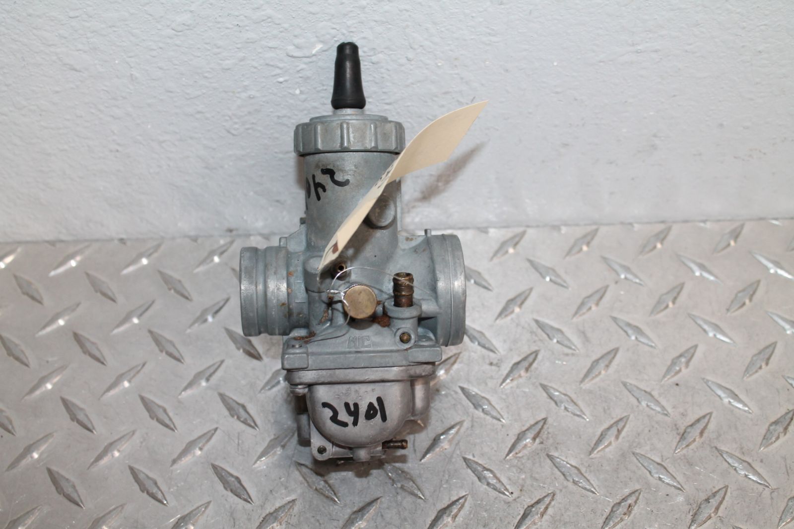 エアバギー Amazon.com: 18117-78F11 Idle Air Control Valve Compatible with