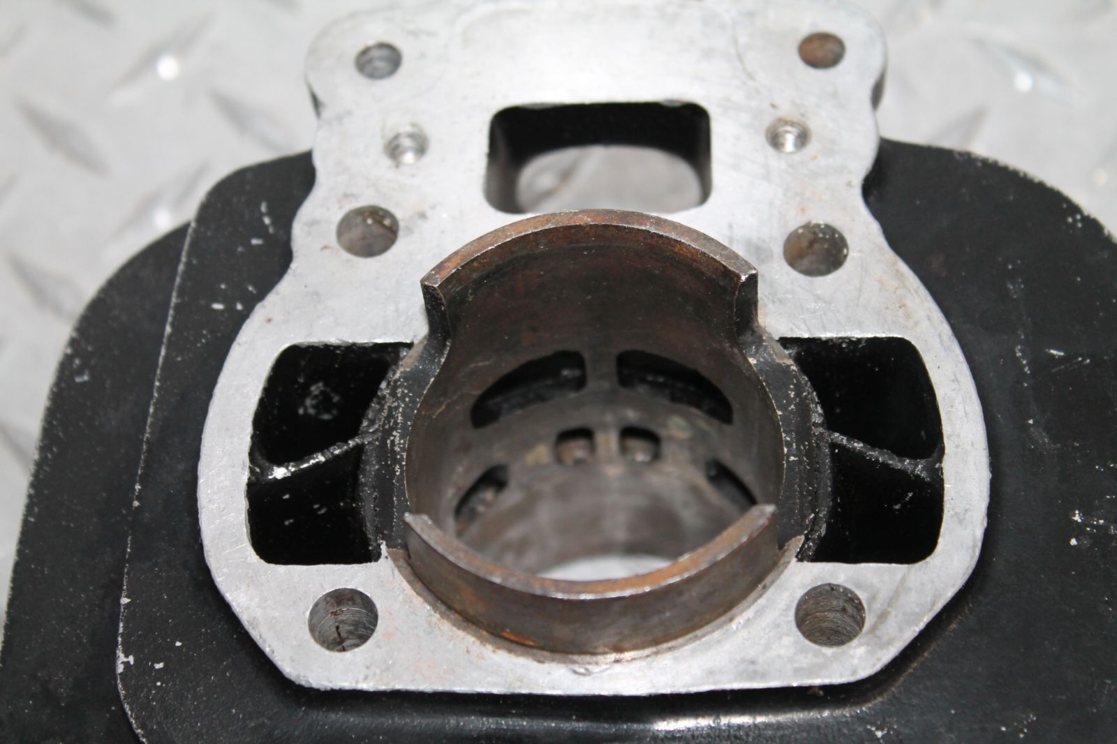 1981 SUZUKI RM80 11210-20302 ENGINE MOTOR CYLINDER BARREL JUG | eBay