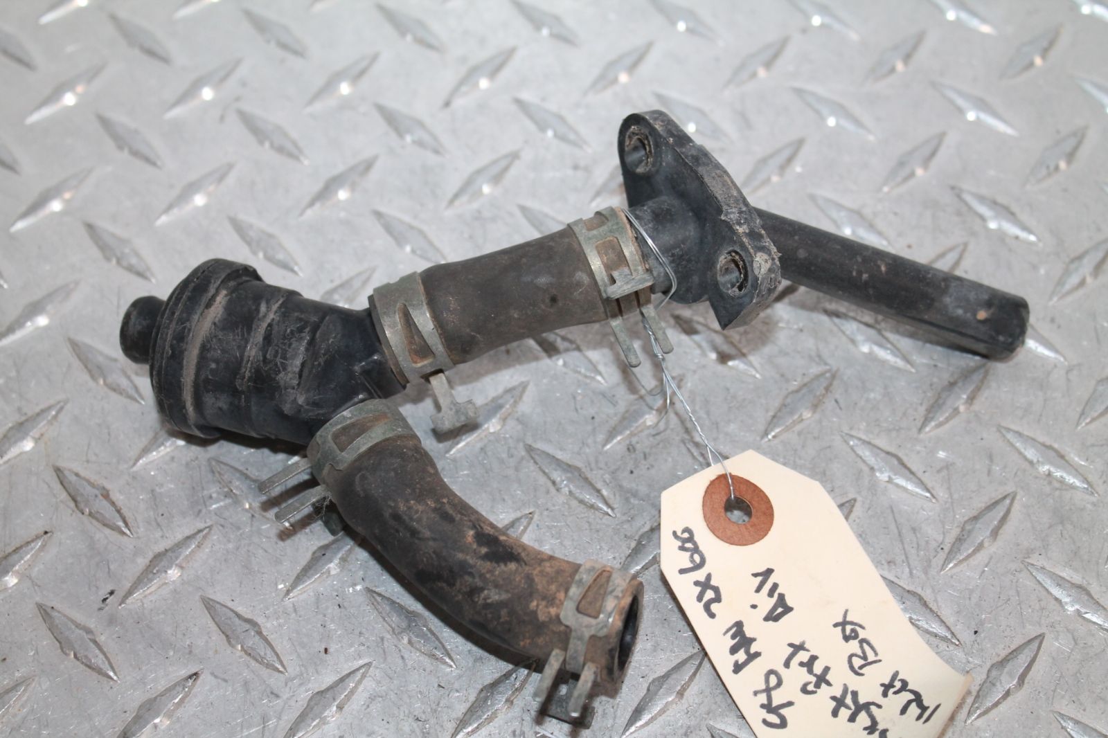 1998 KAWASAKI NINJA ZX600-G1 ZX6R RIGHT INTAKE AIR PIPE HOSE